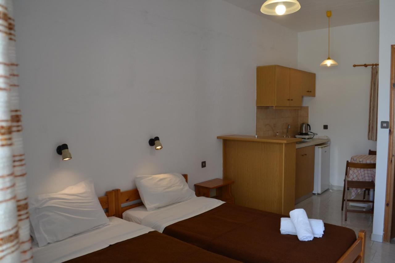 Argyro Studios And Apartments Agia Galini Exterior foto